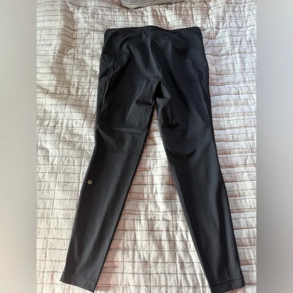 Size 14 Lululemon Leggings - Picture 3 of 4